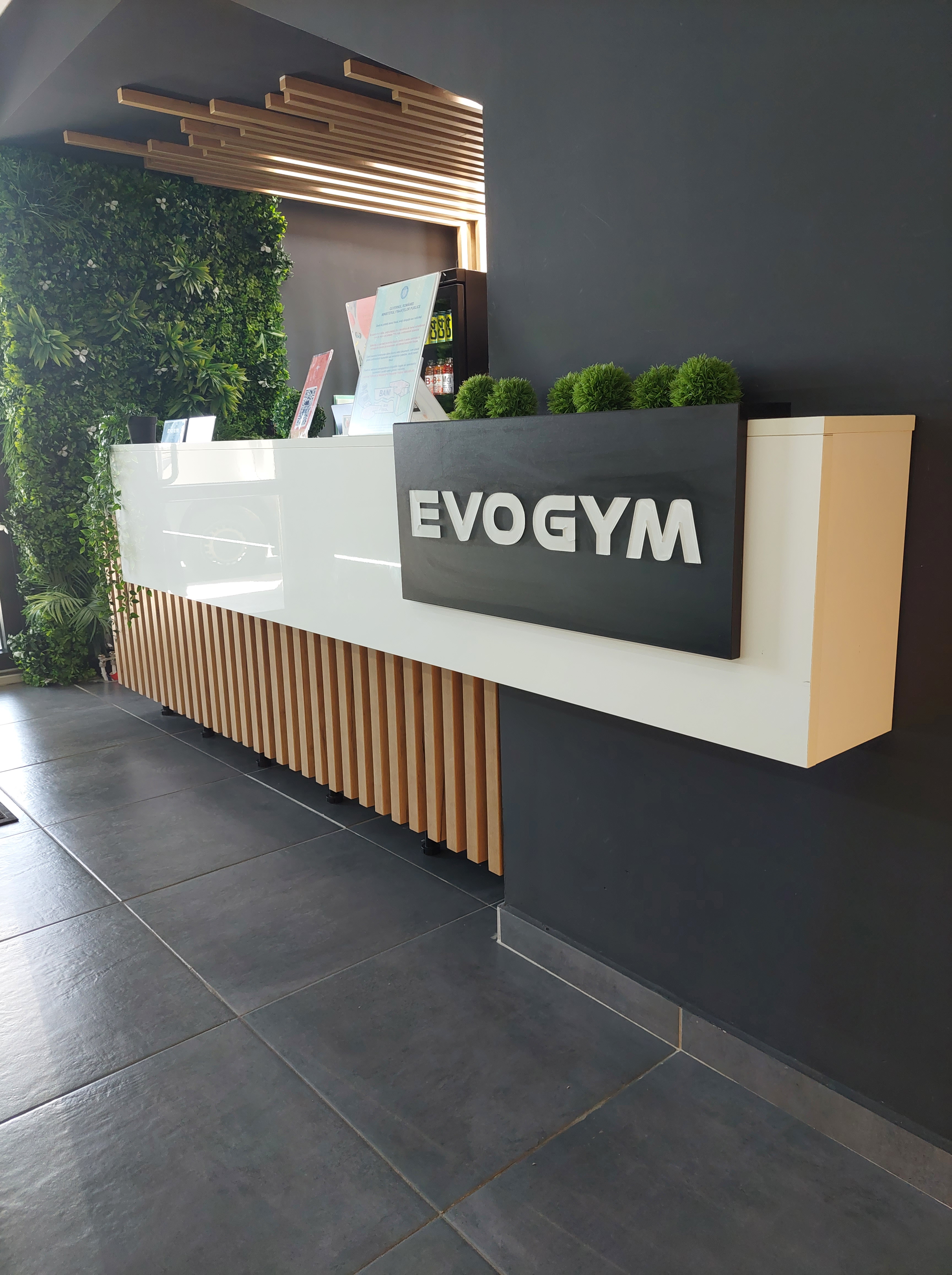 Mobilier Receptie in Sala de Fitness